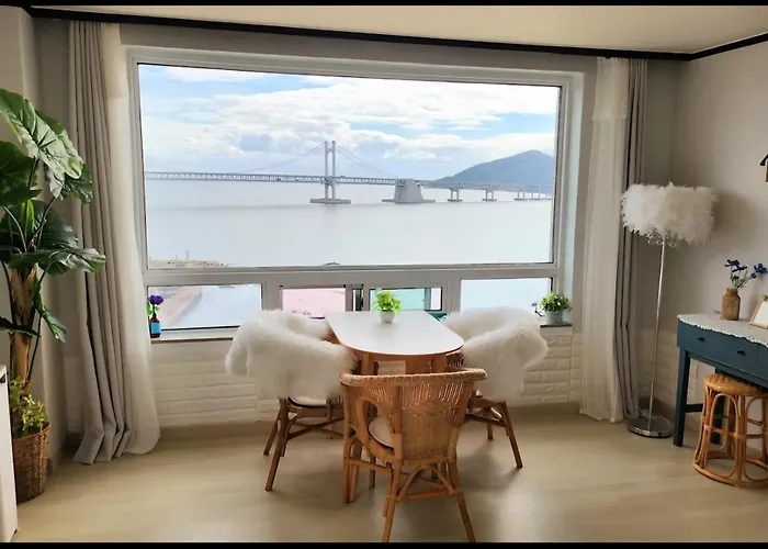 오페라 하우스 Pensjonat Pusan