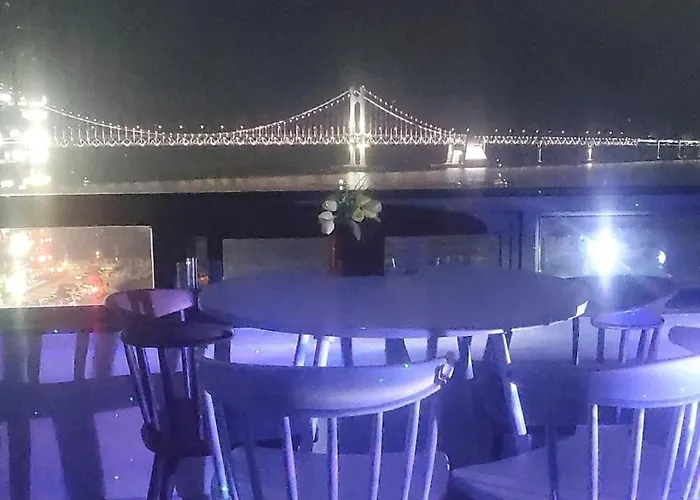 오페라 하우스 Гостевой дом
